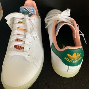 NWT ADIDAS STAN SMITH